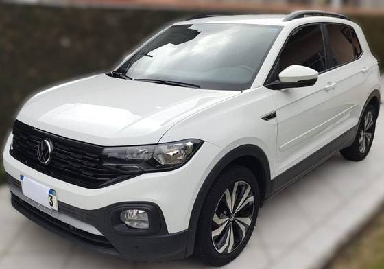 VOLKSWAGEN T-CROSS 1.0 200 TSI TOTAL FLEX COMFORTLINE AUTOMÁTICO